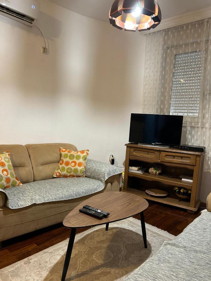 Apartment Sara Podgoriçe Dış mekan fotoğraf