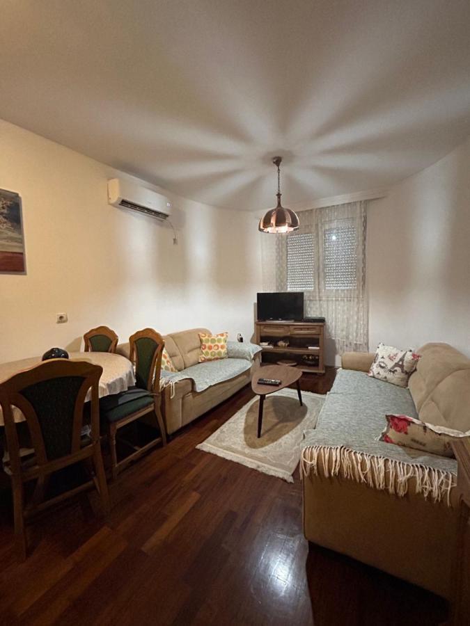 Apartment Sara Podgoriçe Dış mekan fotoğraf
